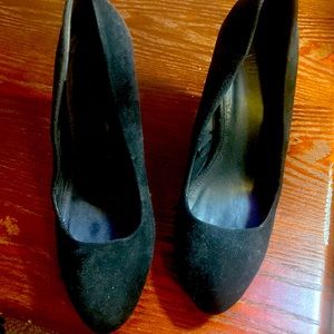 Stilettos 9 size black Forever 21